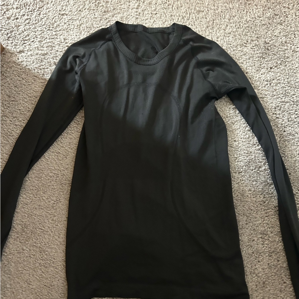 lululemon athletica Classic Black Long Sleeve
